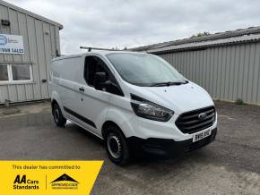 FORD TRANSIT CUSTOM 2019 (19) at Iver Van Sales Iver