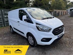 FORD TRANSIT CUSTOM 2019 (68) at Iver Van Sales Iver