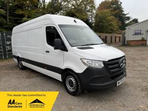 MERCEDES-BENZ SPRINTER 2020 (70) at Iver Van Sales Iver