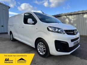 VAUXHALL VIVARO 2020 (20) at Iver Van Sales Iver