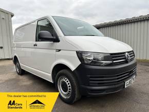 VOLKSWAGEN TRANSPORTER 2019 (69) at Iver Van Sales Iver