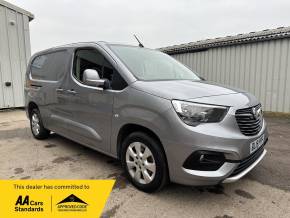 VAUXHALL COMBO 2019 (19) at Iver Van Sales Iver